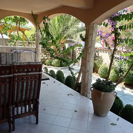 Moreta Mare Mit Terrasse By Interhome *