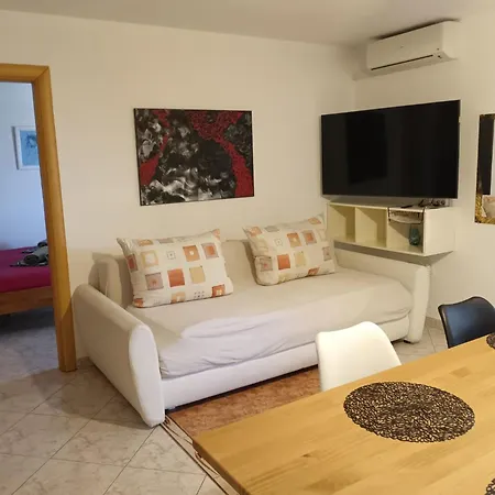 Daire Moreta Mare Mit Terrasse By Interhome Biograd Na Moru